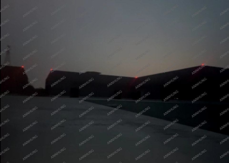 সম্পর্কে সর্বশেষ কোম্পানী কেস লুঝু উৎপাদন বেস প্রকল্প, এলইডি নিম্ন তীব্রতা এভিয়েশন বাধা আলো