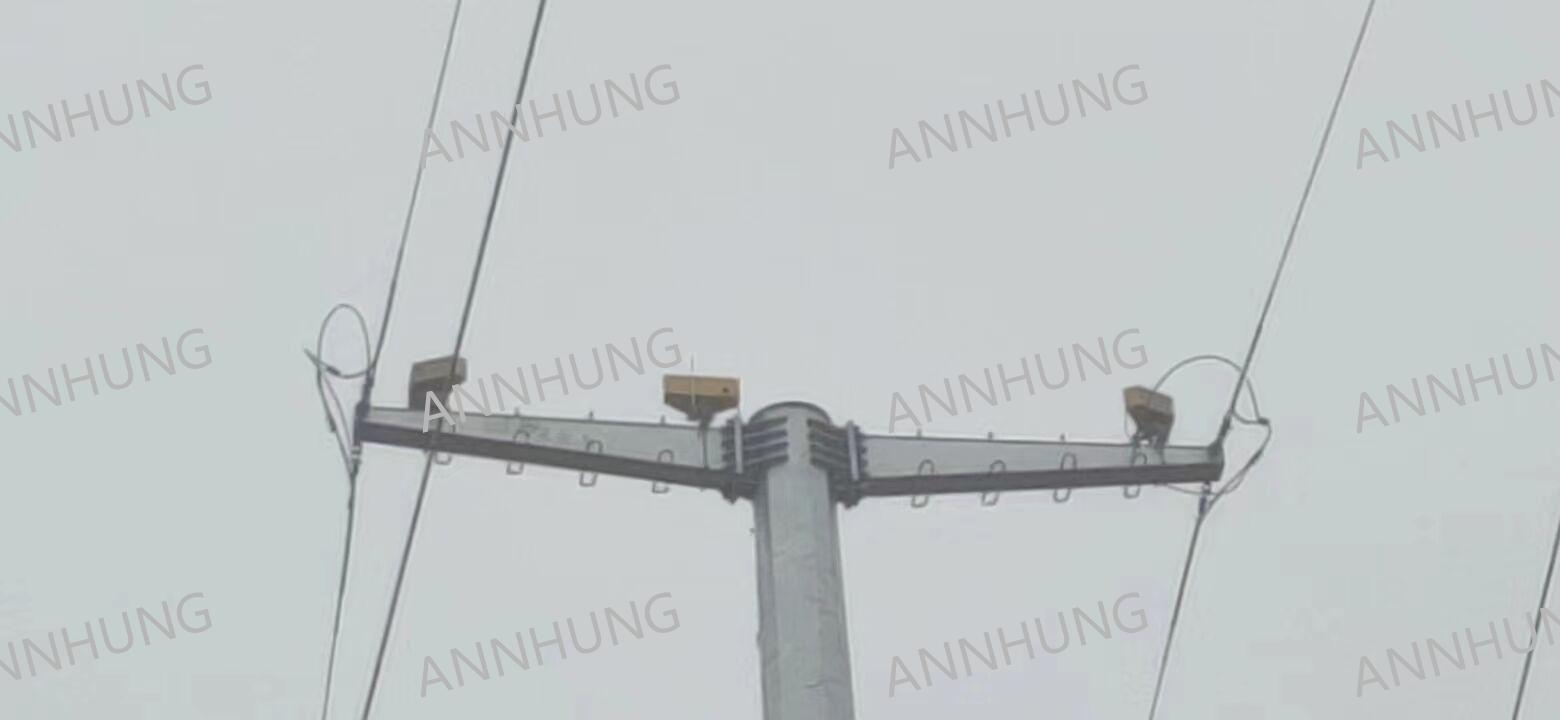 সম্পর্কে সর্বশেষ কোম্পানী কেস High-Intensity Type B Aviation Obstruction Light Installation: AH-HI-B1(L) Tower Marking Case Study